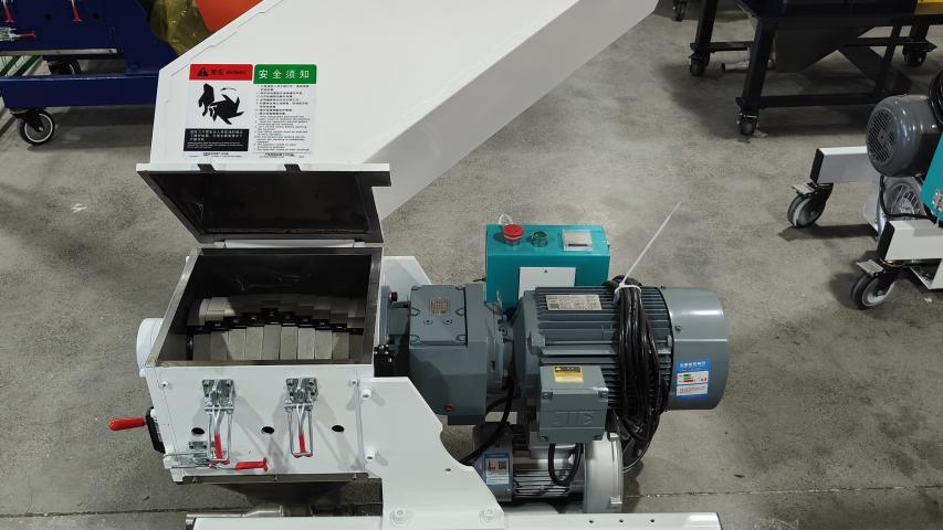 Medium Speed Crusher PN1-CH 10K