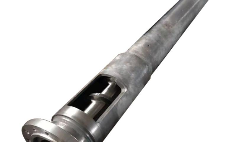 Main engine screw