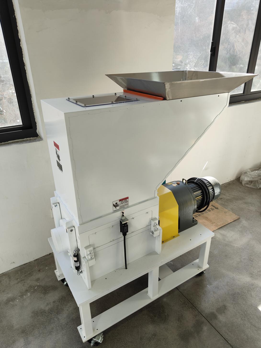 Slow Speed Crusher PN1-CH 5HP